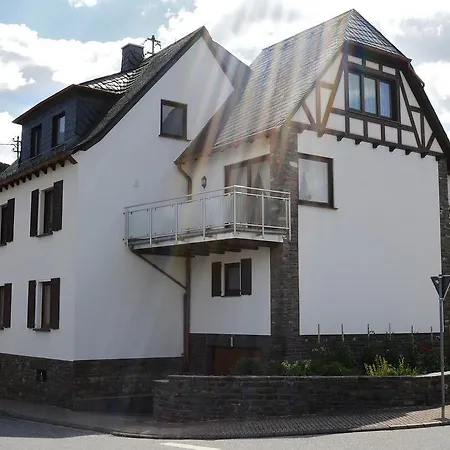 Ferienwohnung Am Bergweg Appartement *