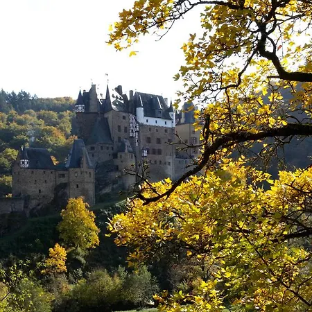 Appartement Ferienwohnung Am Bergweg Löf