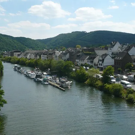 Appartement Ferienwohnung Am Bergweg